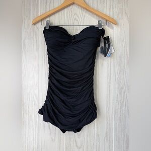 CARMEN MARC VALVO Ruched One-Piece Swimsuit Dress – Size 6 – NWT